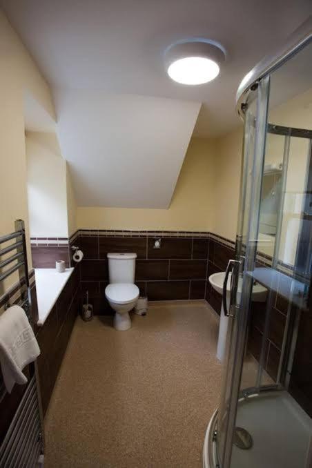 Cambrian Inn Tredegar Zewnętrze zdjęcie